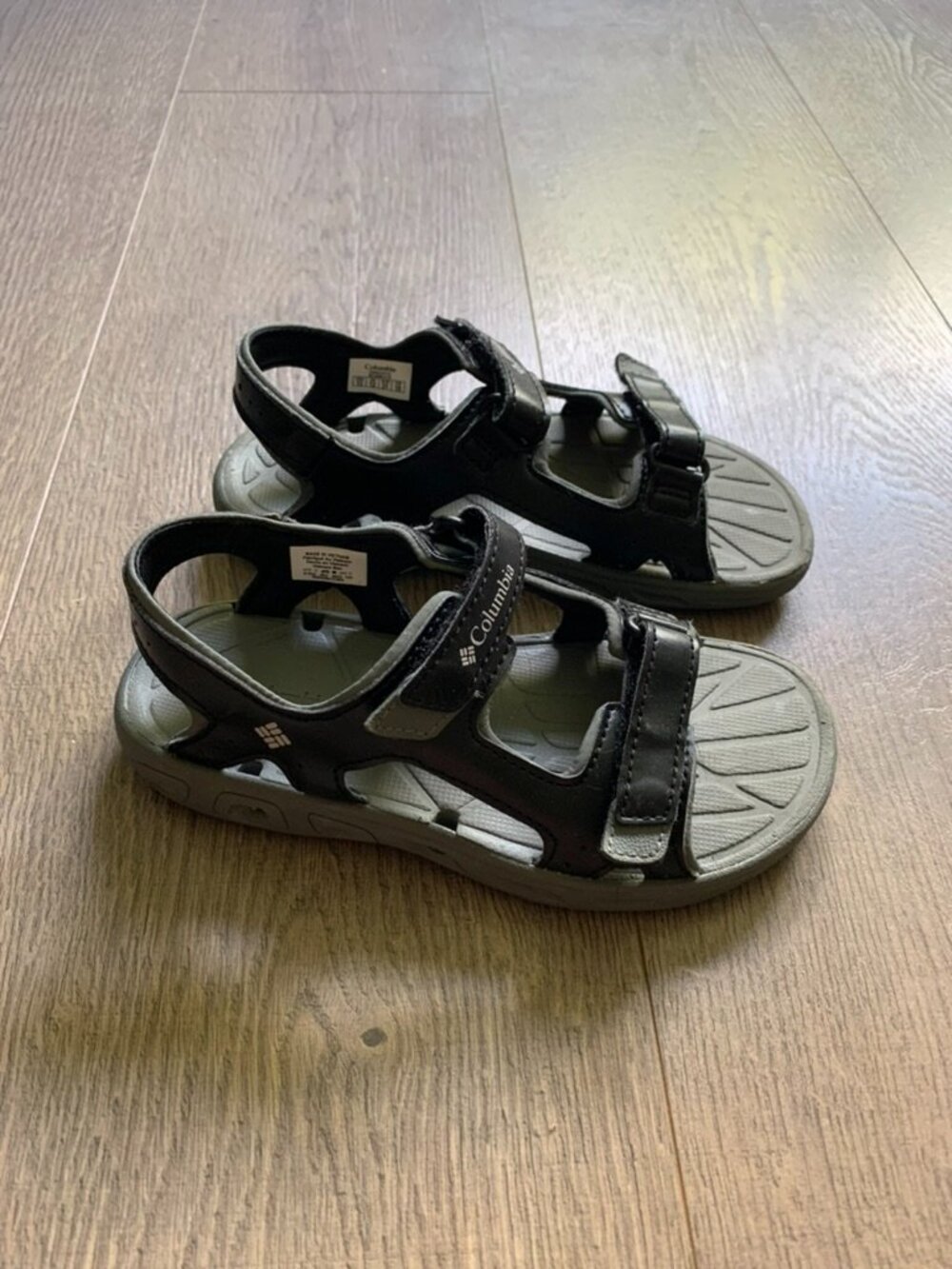 Columbia Sandals size 13